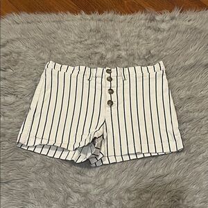 Madewell women’s navy blue and cream stripped cotton jean shorts‎ size 30